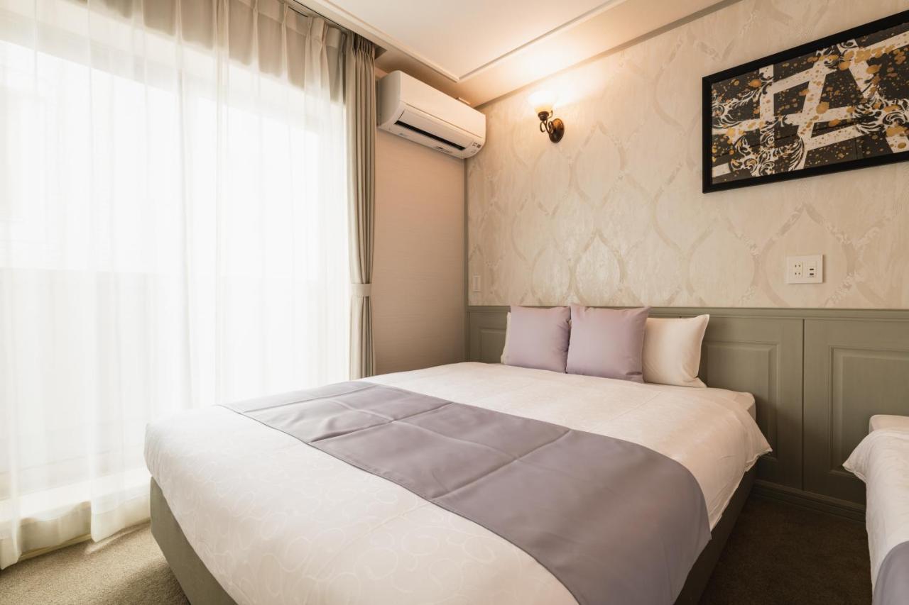 Grand Base Hakata-I Lejlighedshotel Fukuoka  Eksteriør billede