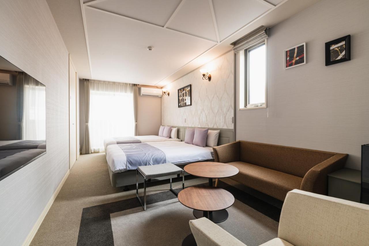 Grand Base Hakata-I Lejlighedshotel Fukuoka  Eksteriør billede